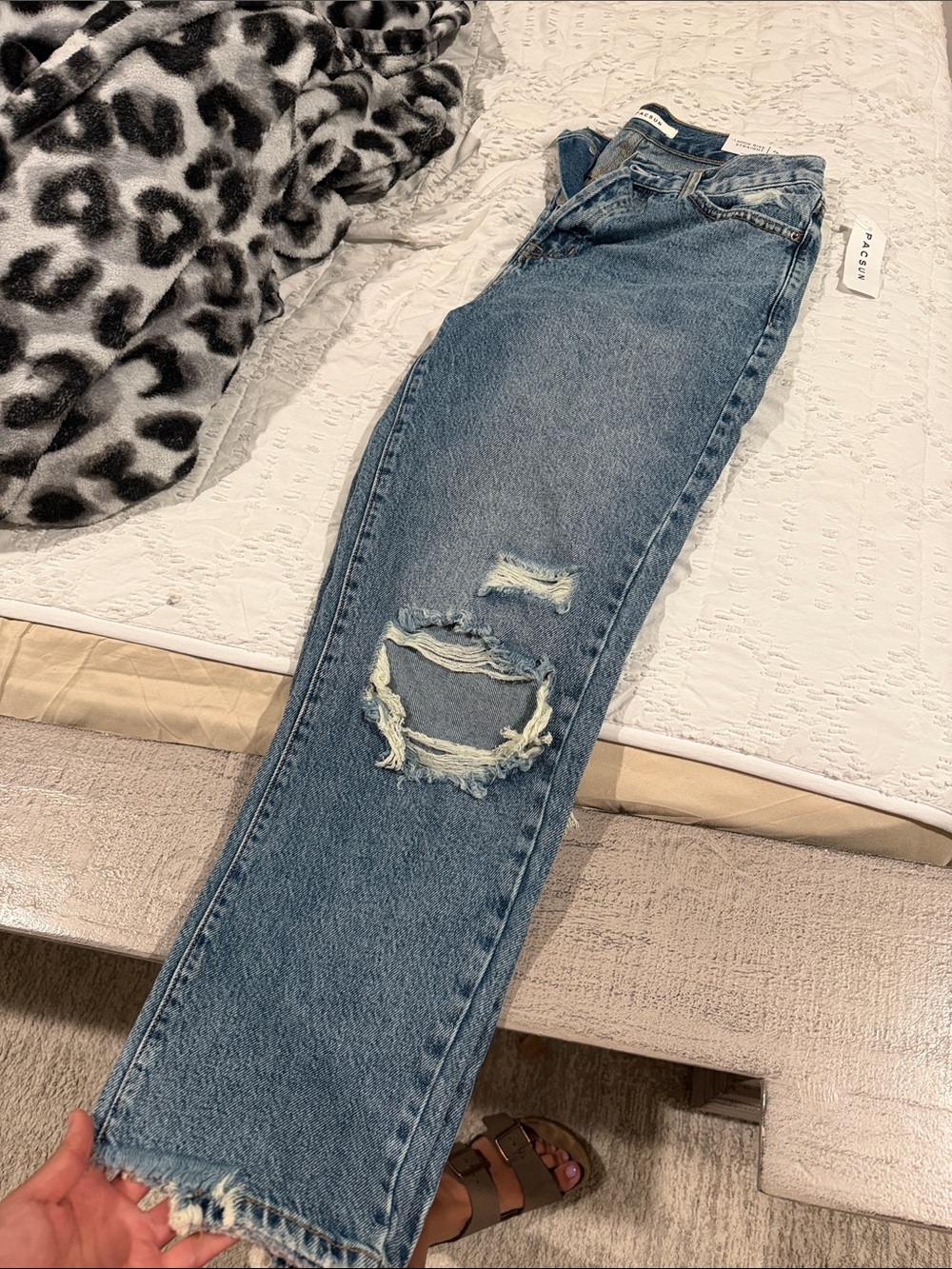 PacSun Women's Distressed Blue Straight-Leg Jeans